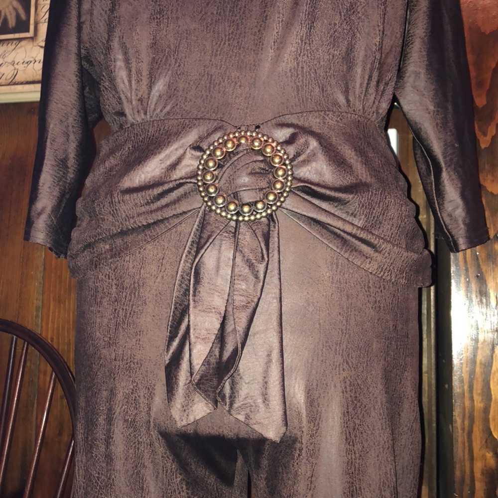 SOLD ON OFFERUP Vintage Joseph Ribkoff dress suit - Picture 4 of 10